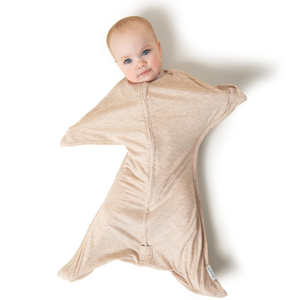 SleepingBaby Zipadee-Zip front view shows cozy wearable blanket for secure sleep