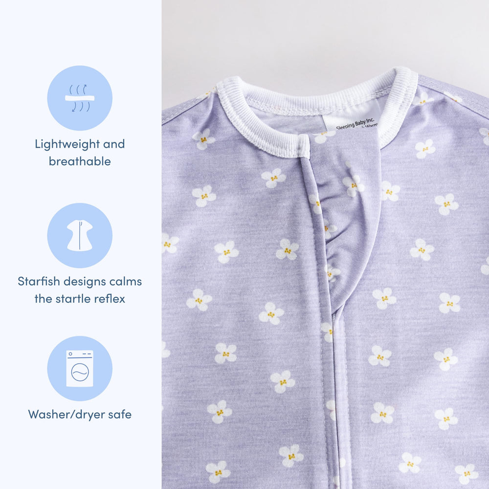 SleepingBaby Zipadee-Zip zipper-for-diaper-changes enables quick, less-disruptive diaper changes.