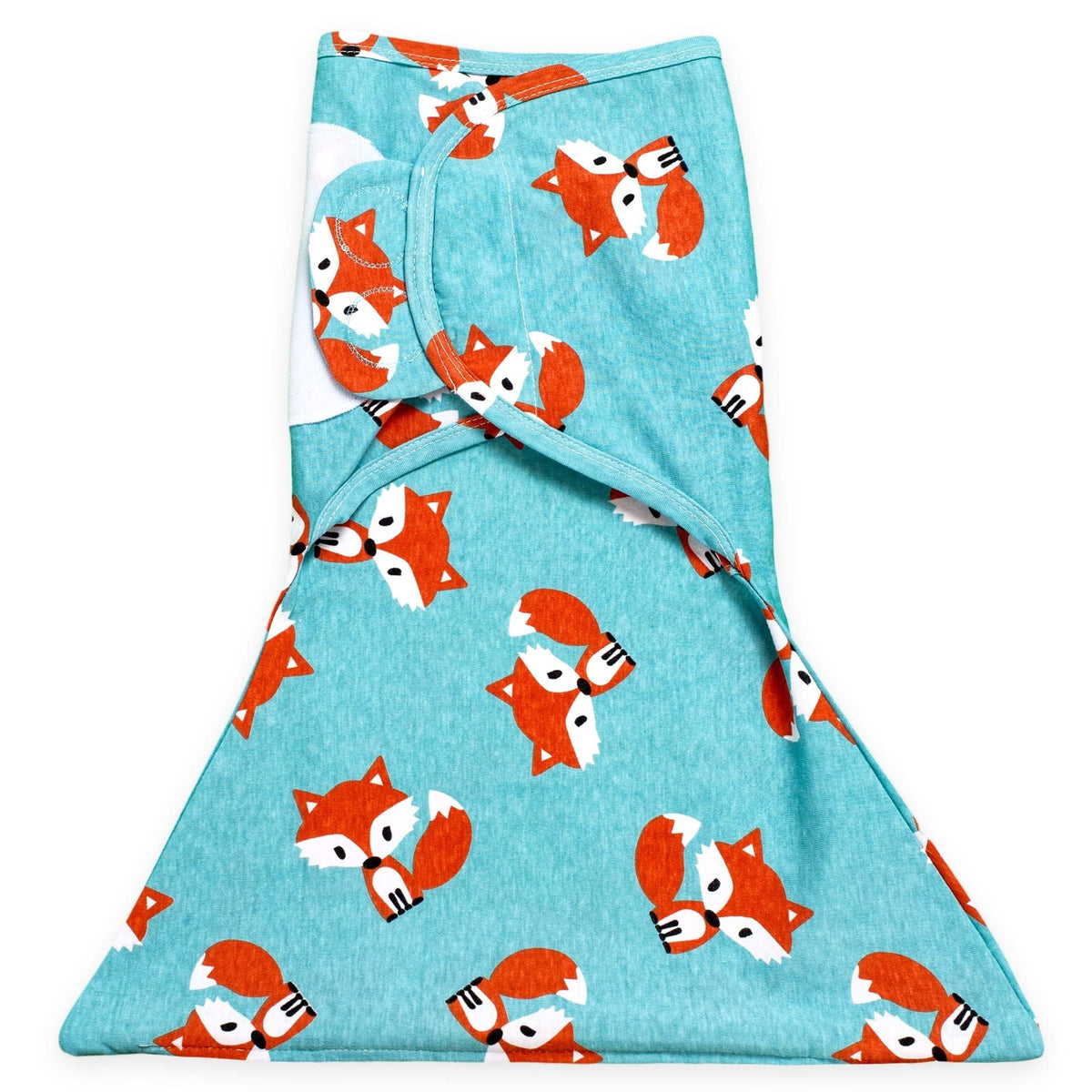 SleepingBaby Zippy Swaddle bottom zipper enables quick diaper changes.