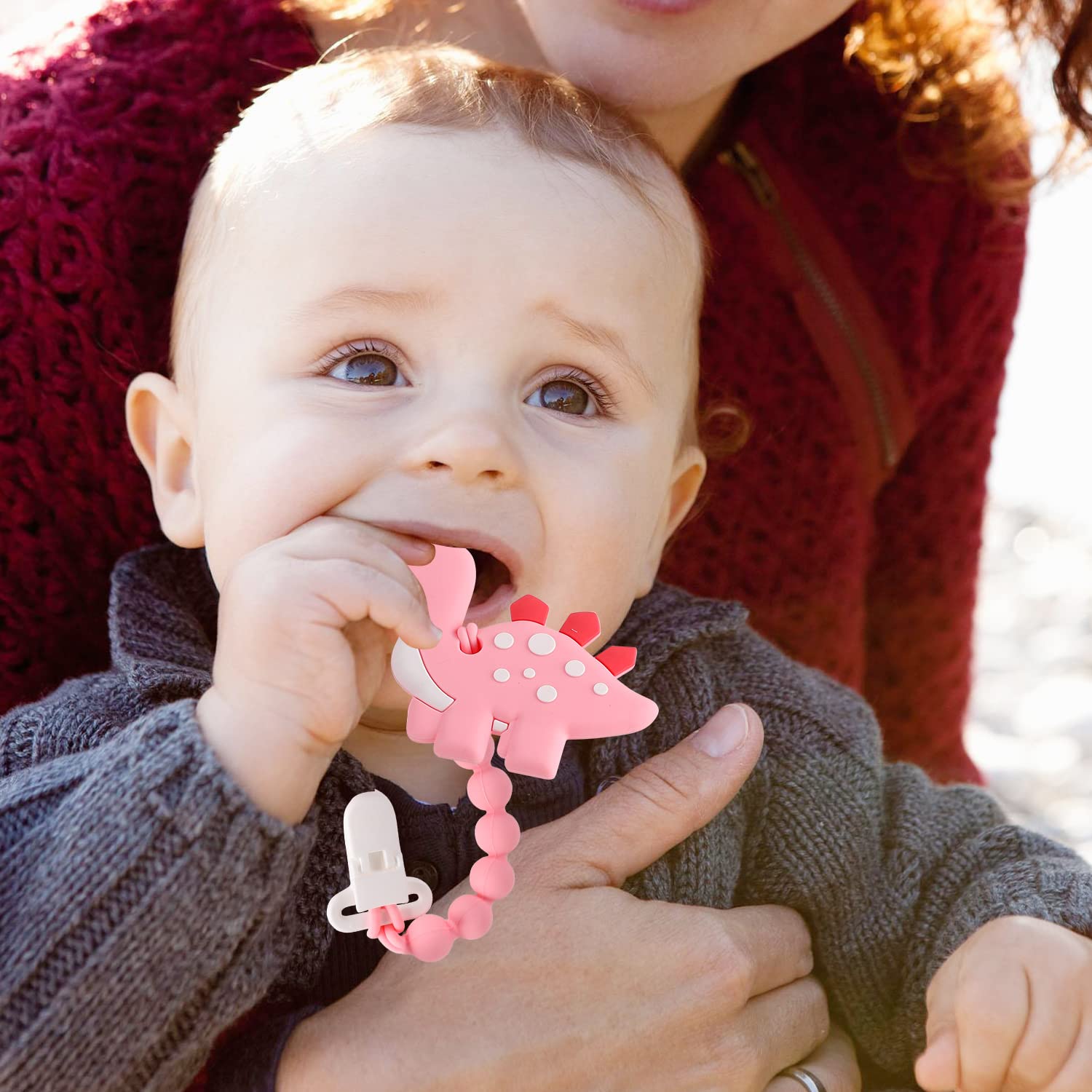Slotic baby gums relief with food-grade silicone teether providing soothing massage.