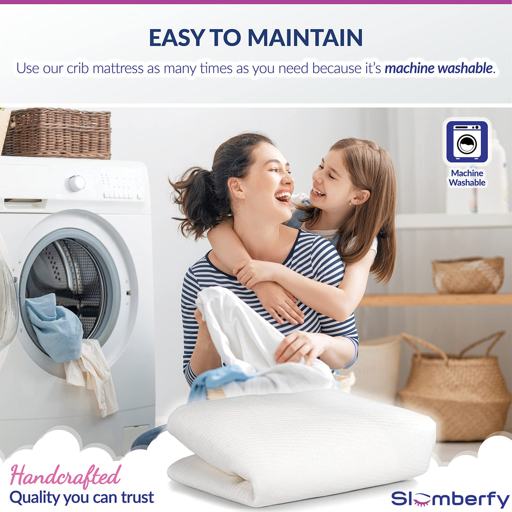 Slumberfy Mom's Choice Award badge signals trusted quality in crib protection.