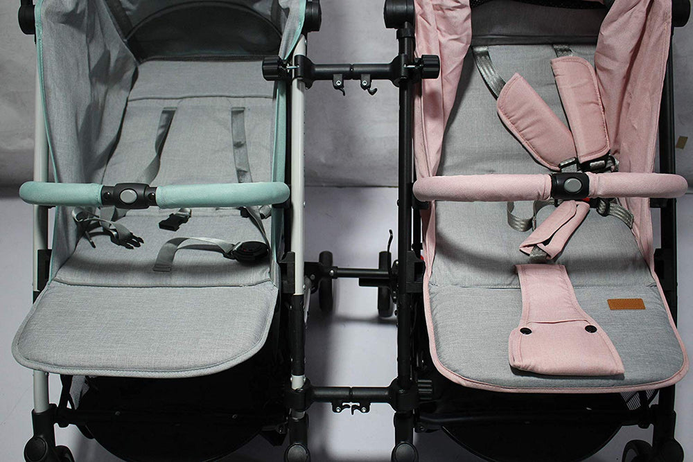 Smile Saki twin stroller connector installation showing secure setup with short tubes and reinforcement.