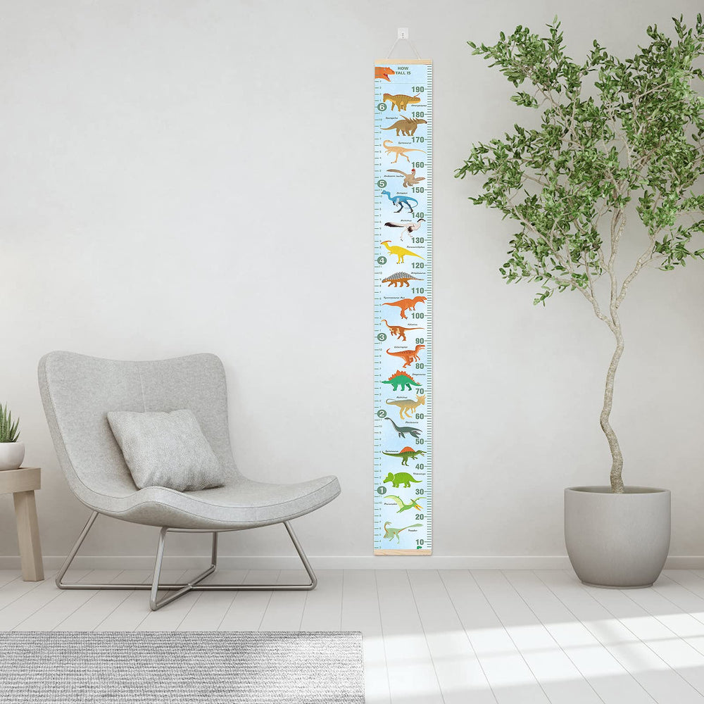 Smlper dual-tip markers included for recording growth milestones.