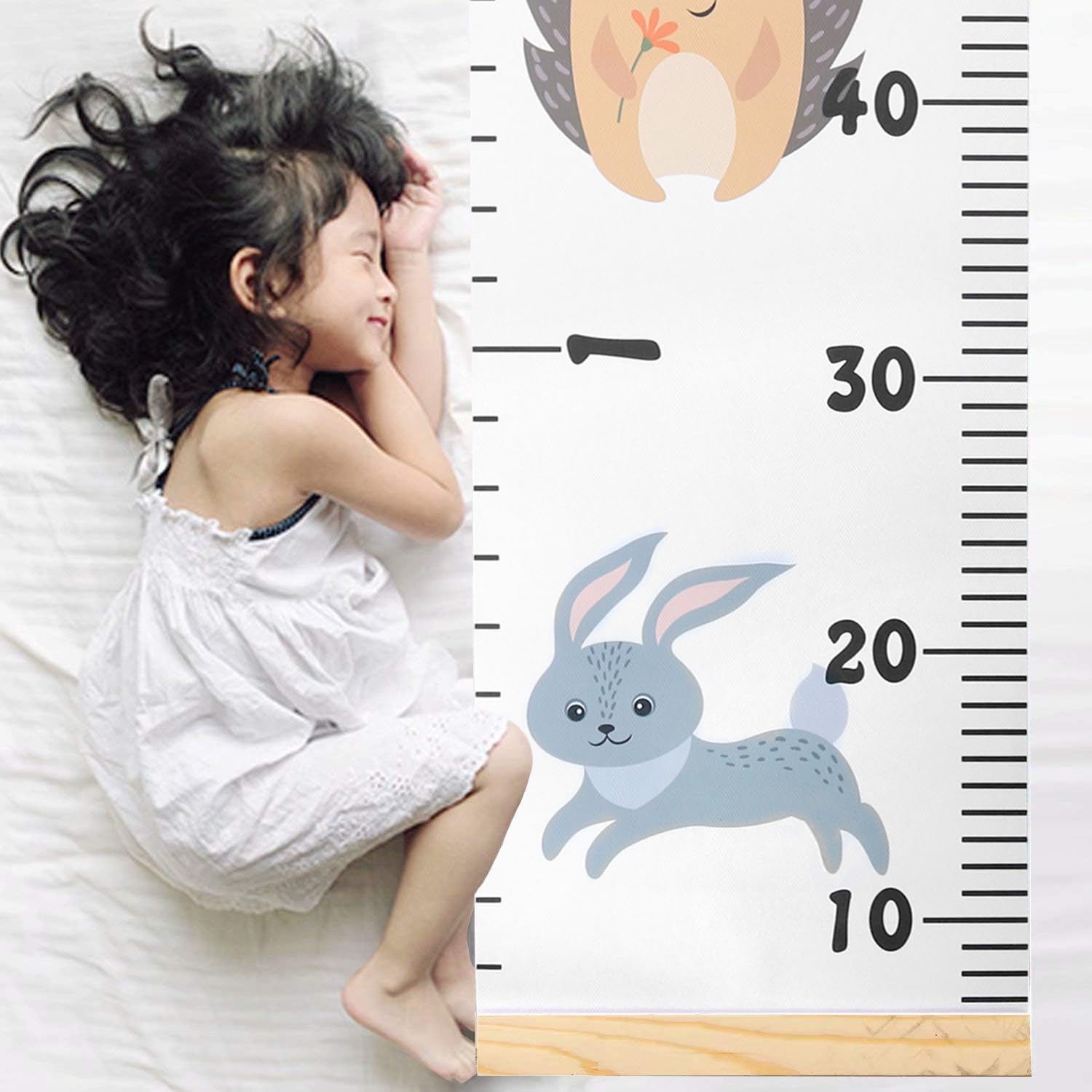 Smlper Growth Chart packaged in white gift box for gifting