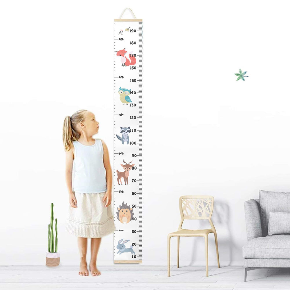 Smlper Growth Chart rope top hanging detail for easy mounting