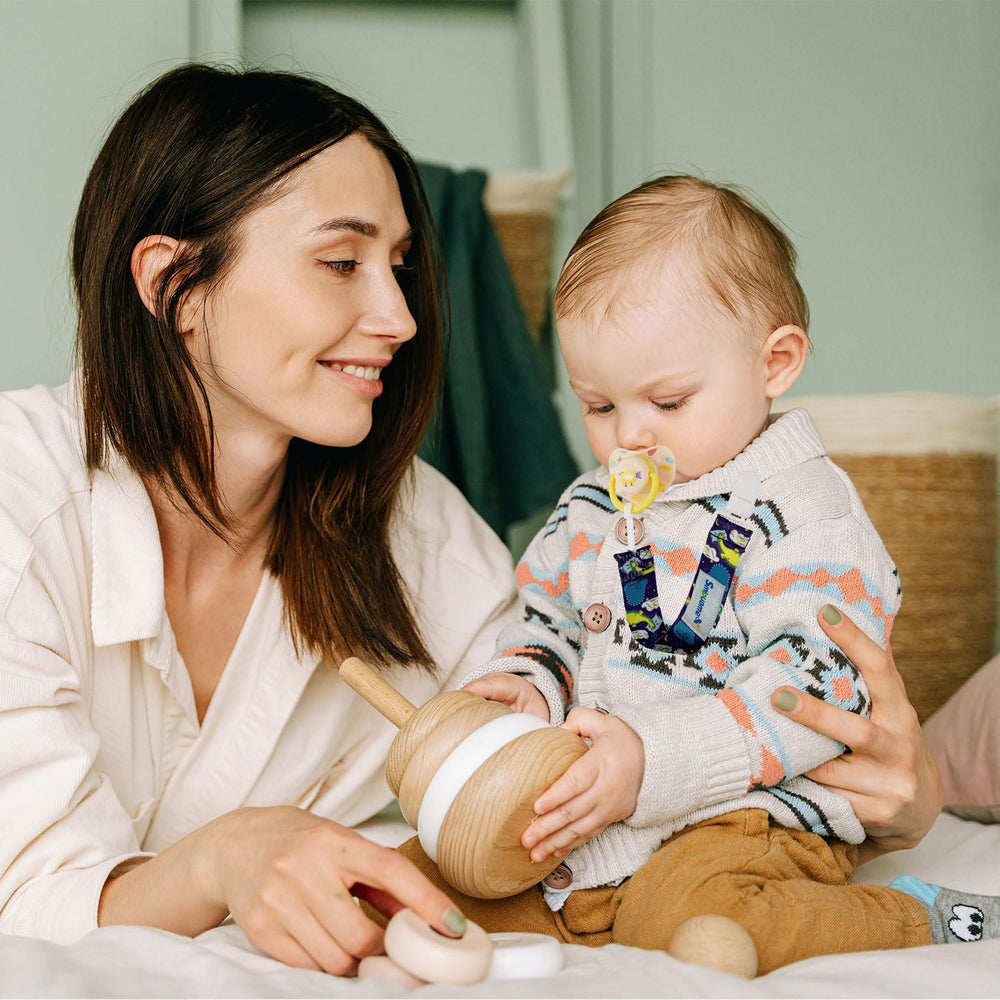 Smlpuame pacifier clip dinosaur-pattern with multiple clips for outfits