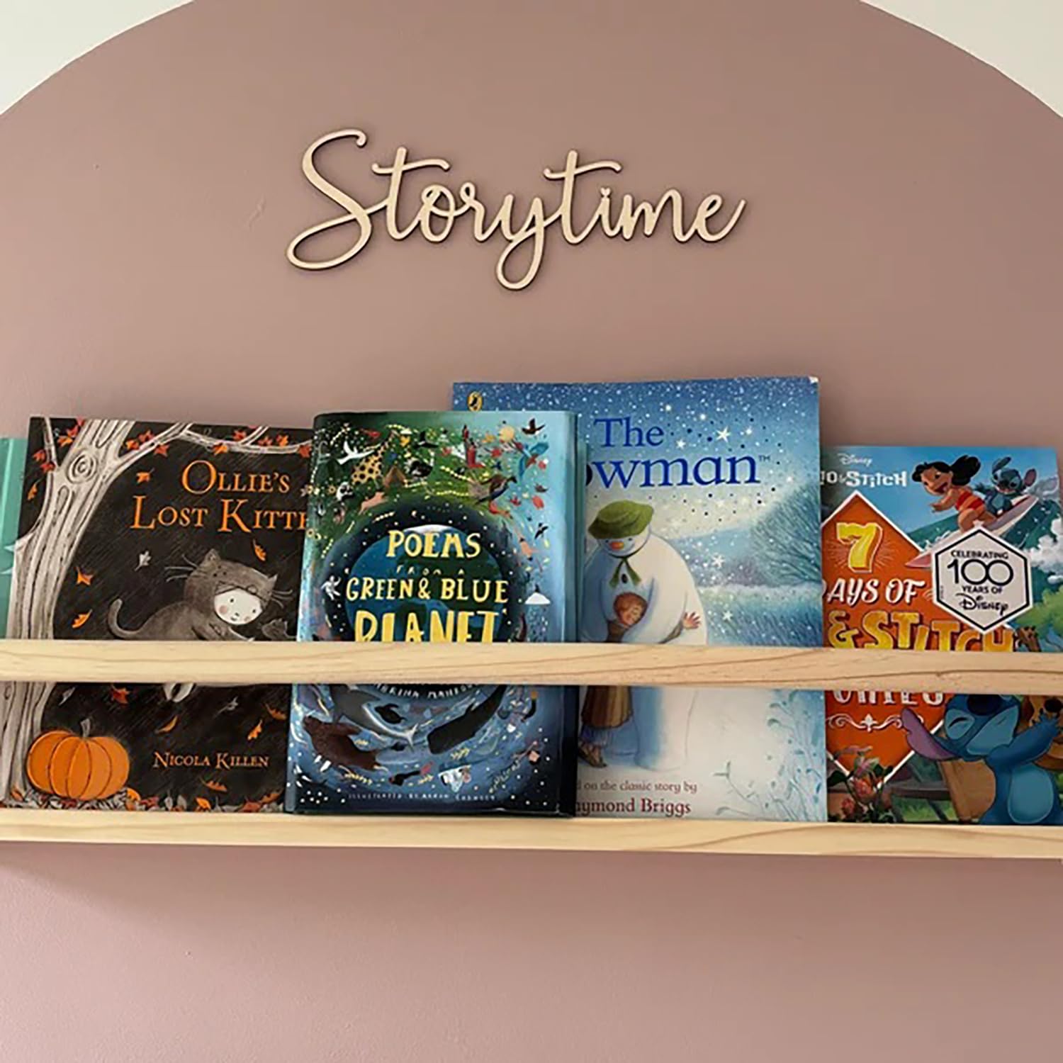 Snlioek Storytime Sign wooden wall decor close-up for cozy reading spaces