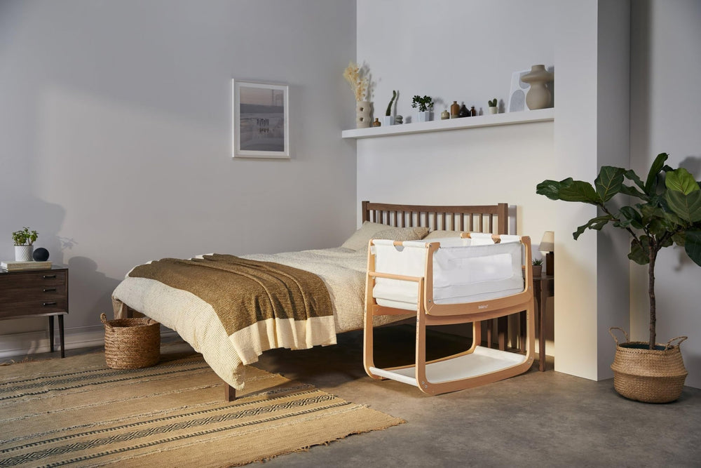 SnuzPod 4 3D mesh mattress demonstrates breathable comfort for baby sleep