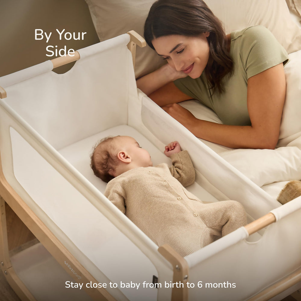 SnuzPod5 zip-down walls shown for quick, safe night feeds.