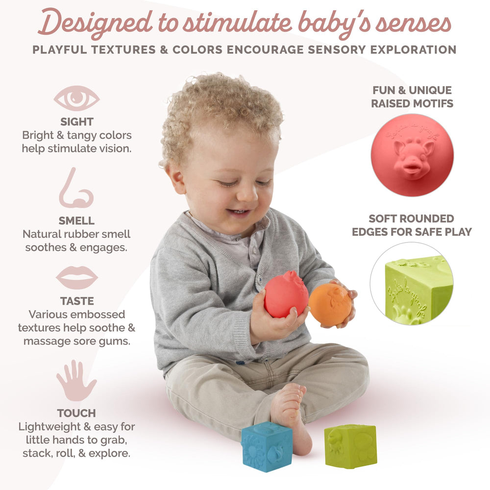 Sophie la girafe So'Pure natural rubber blocks provide gentle gum massage.