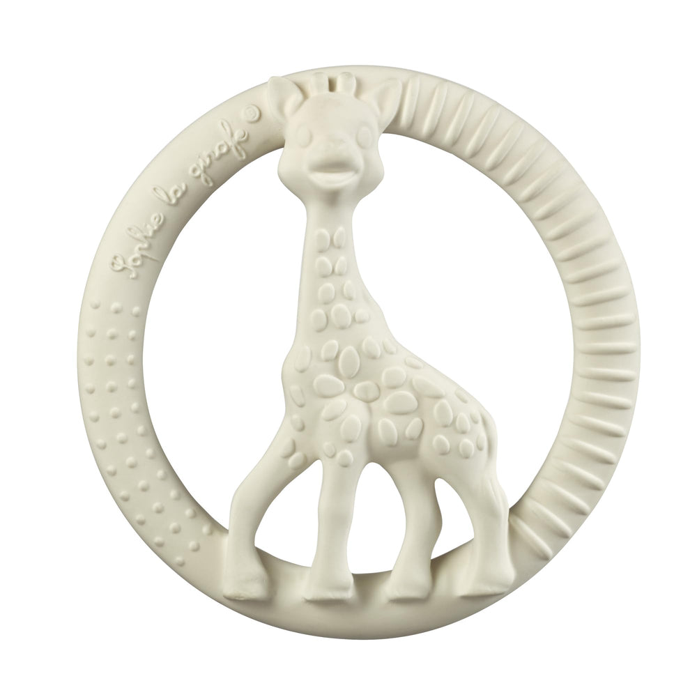 Sophie la girafe So'pure Circle Teether close-up textures highlights soothing gums and safe material