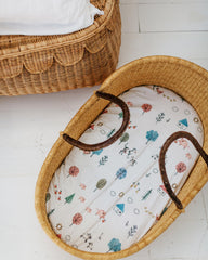Sorrel and Fern bassinet sheets closeup stitching for secure fit