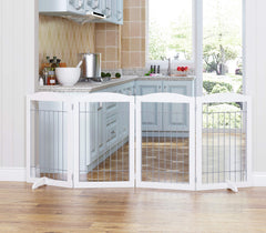 Spirich foldable gate in Z-shape demonstrates flexible room placement.