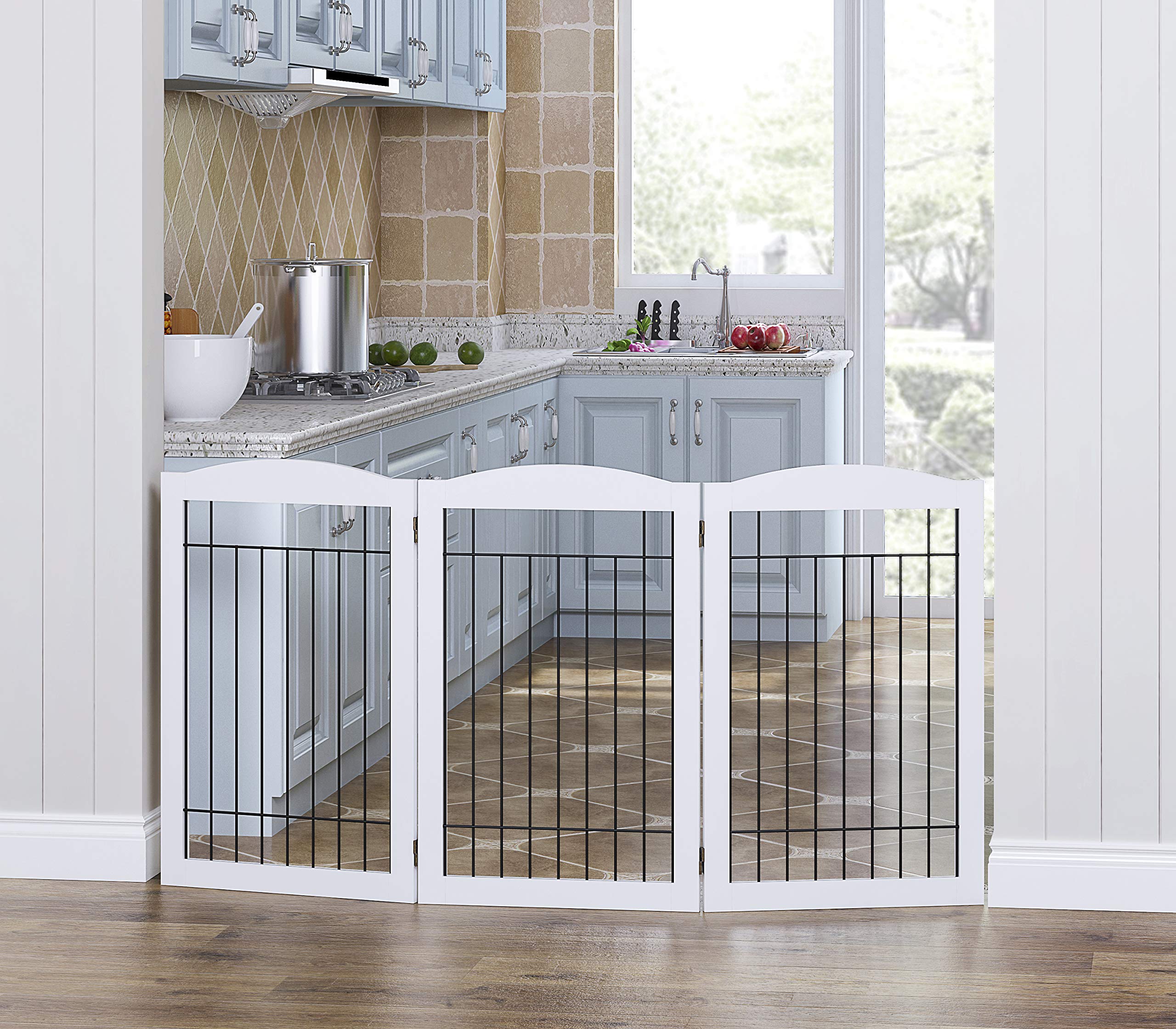 Spirich dog gate folded into a wide hallway-friendly Z-shape.