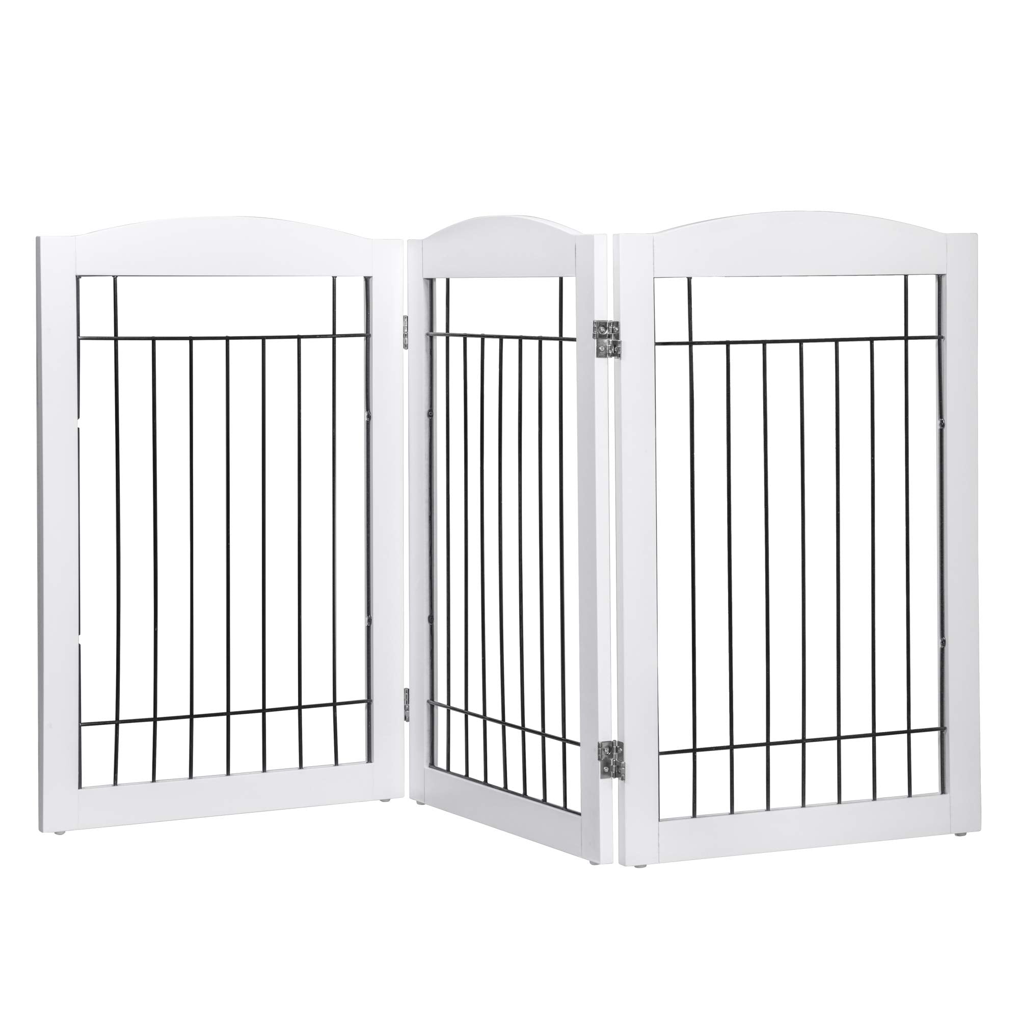 Spirich wide doorway-hallway gate demonstrates versatile room zoning.