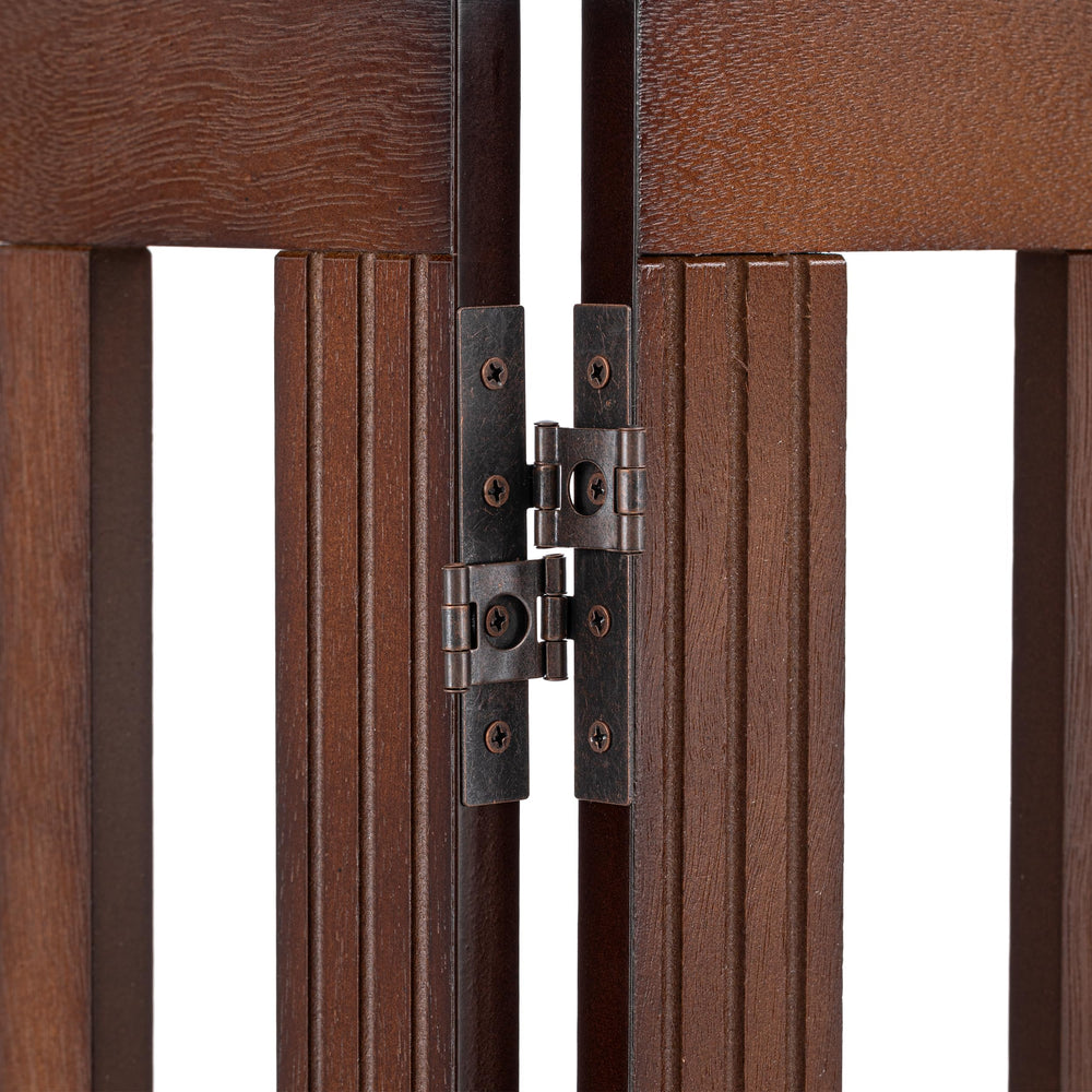 Spirich 65-inch usable length gate for large dogs