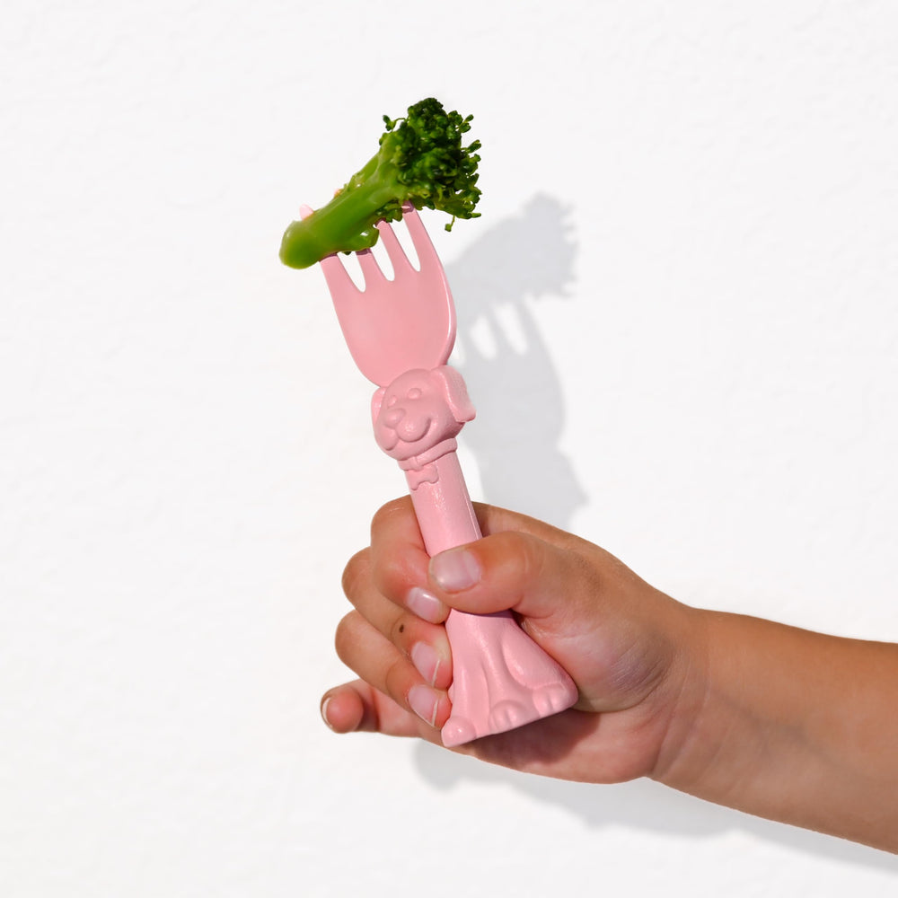 Spoon la la 3D dog-handle fork supports confident self-feeding.
