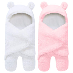 Spotted Play sherpa swaddle blanket pink-white front view for cozy newborn comfort