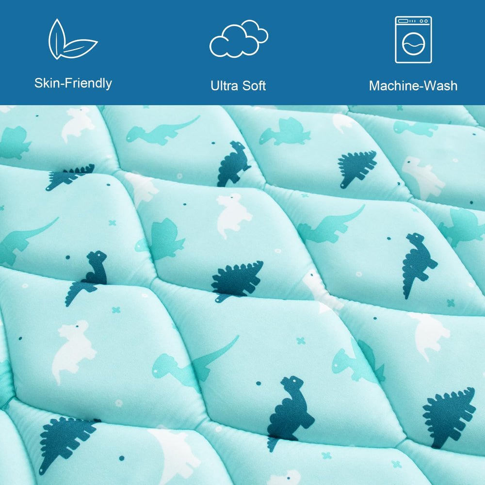 SPRINGSPIRIT back anti-slip layer keeps mat stable during playtime.
