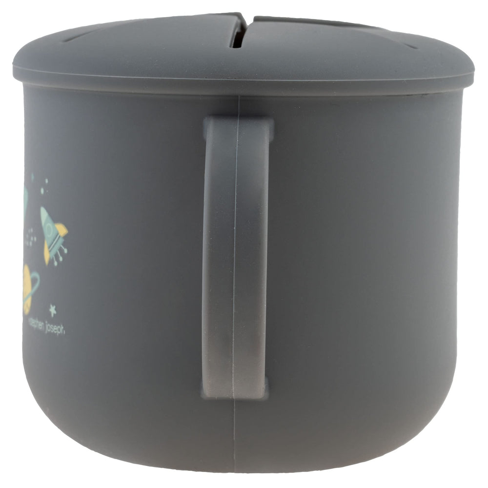 Stephen Joseph silicone snack cup easy-clean design simplifies cleanup after meals.