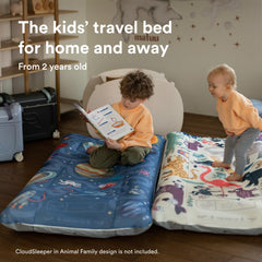 Stokke JetKids CloudSleeper integrated-pump demonstrates fast inflate for busy families.