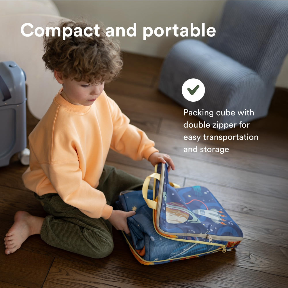 Stokke JetKids CloudSleeper packing-cube enables compact storage and easy transport.