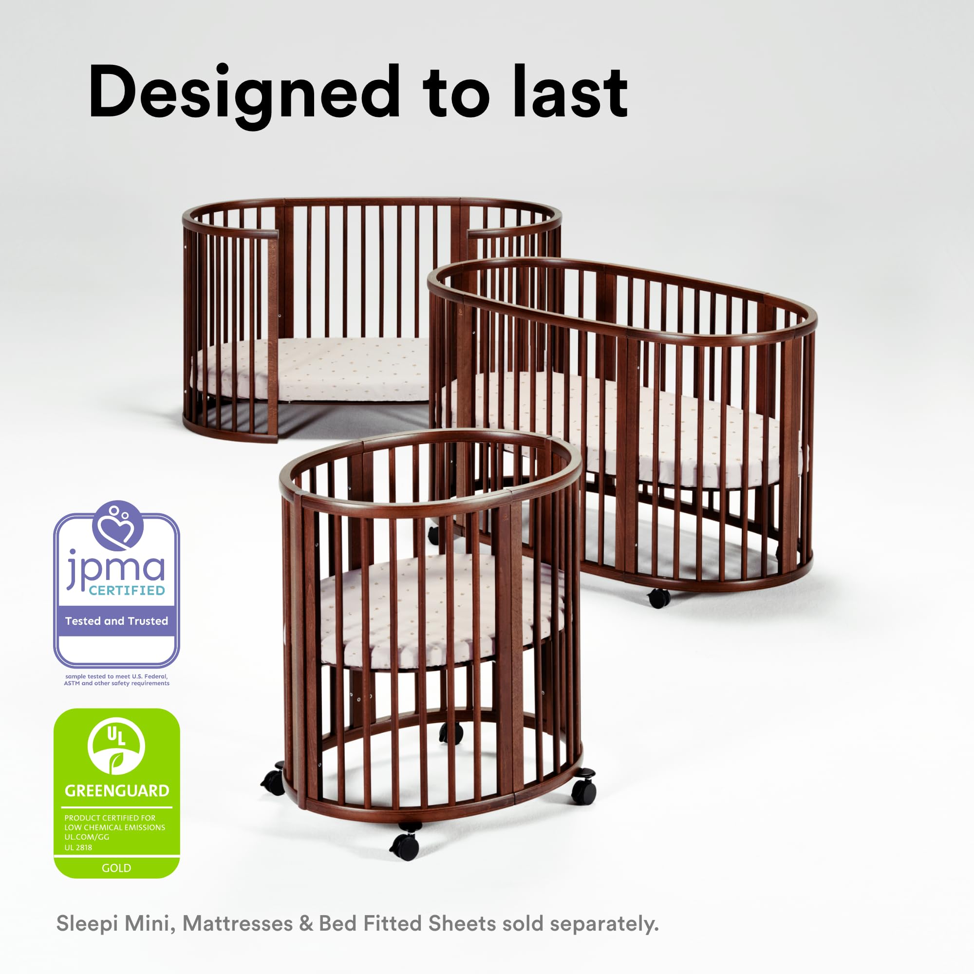 Stokke Sleepi Mini Fitted Sheet V3 nursery scene demonstrates easy-care washable textile.