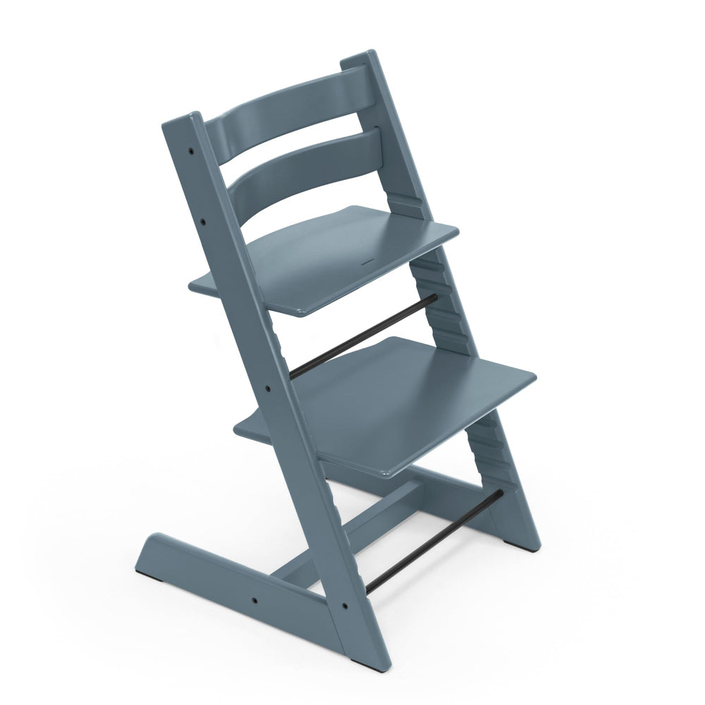 Stokke Tripp Trapp Fjord Blue chair front view enables inclusive family dining