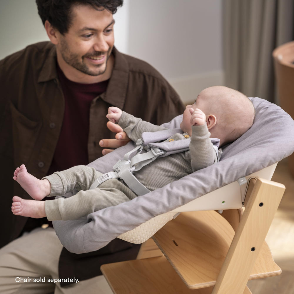 Stokke Tripp Trapp Newborn Set Grey tool-free mounting indicators confirm correct setup