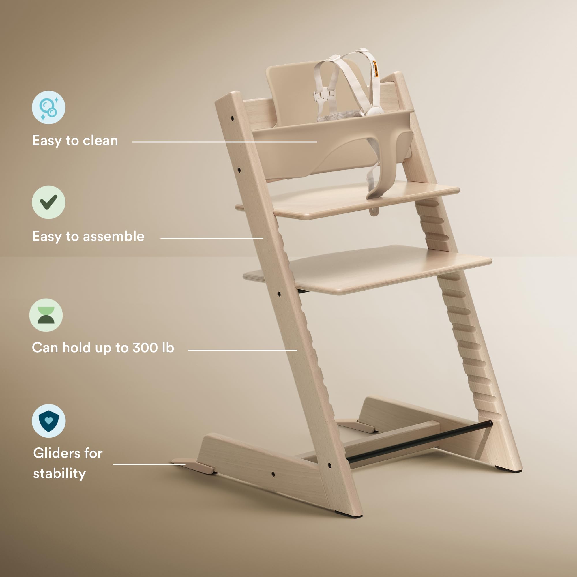 Stokke Tripp Trapp Tray White provides a stable surface for snacks.