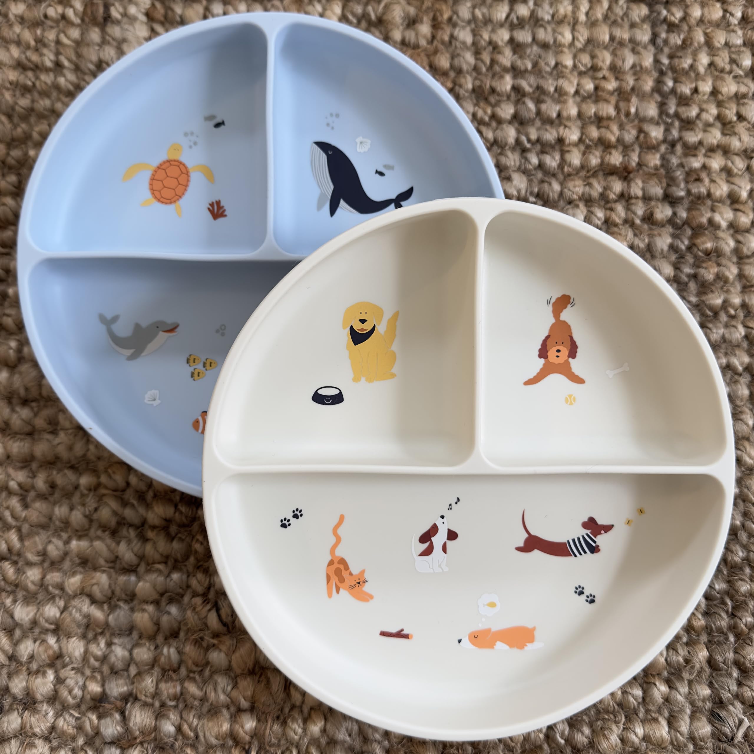 Studio Merveille dogs and cats illustrations make mealtime engaging.