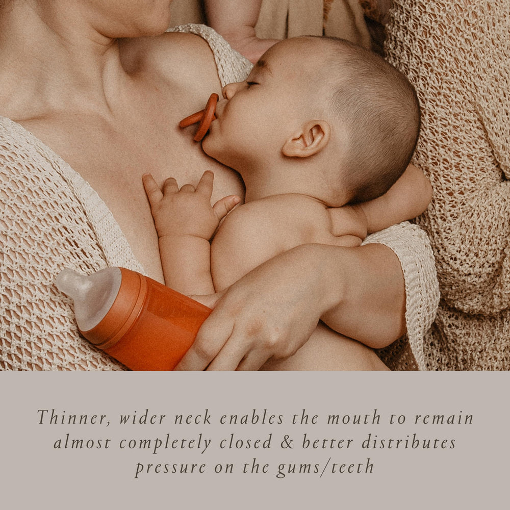 Pacifier clip accessory image illustrates a cohesive on-the-go feeding set.