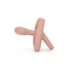 SX PRO nipple close-up demonstrates physiological design supporting natural tongue position.