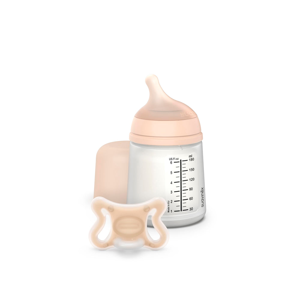 Suavinex Zerø.Zero bottle close-up showing adaptive flow for natural feeding.