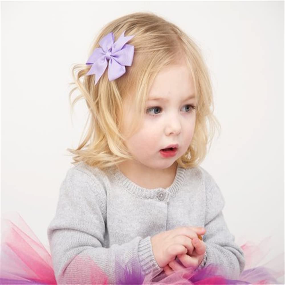 Sugarmelon bow clip helps keep bangs out of eyes during play.