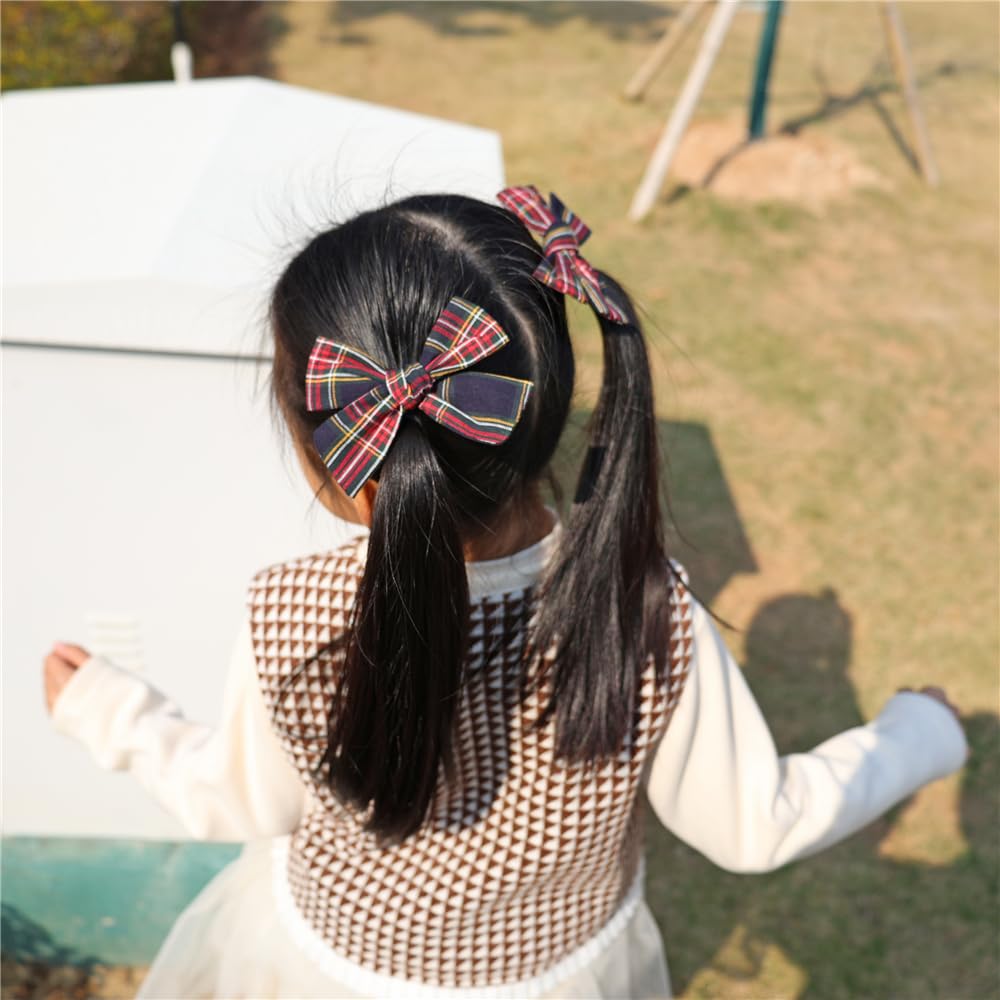Sugarmelon basic bow 4in black presents a clean, classic look.
