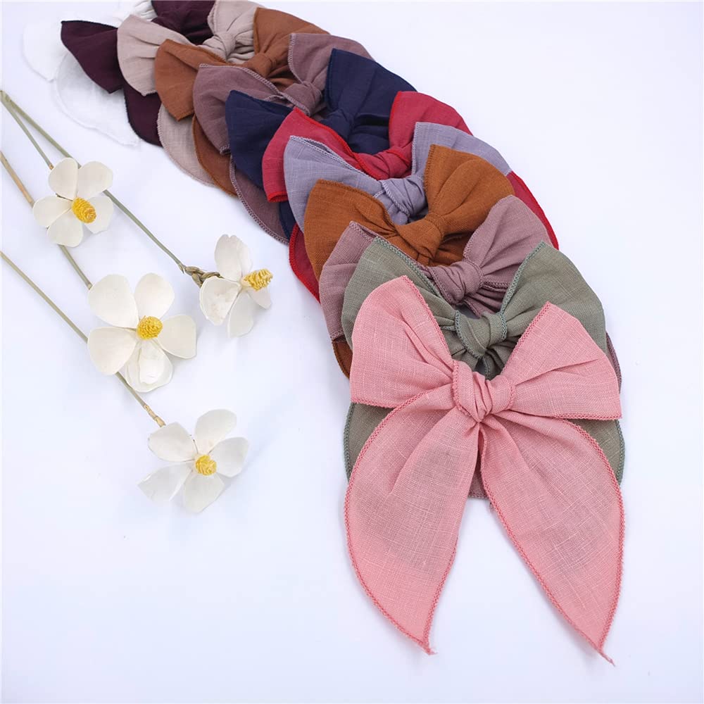 Perfect for ceremonies and parties, elevating outfits