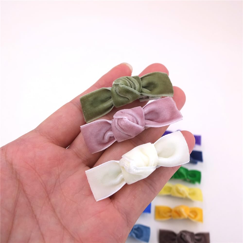 Sugarmelon mini velvet bow hair clip on toddler-ready alligator clip provides gentle hold.