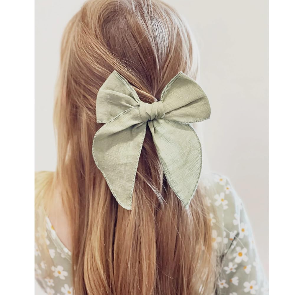 Sugarmelon Fable Bow with secure alligator clip detail