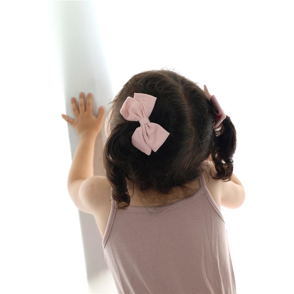 Sugarmelon soft skin friendly bows keep little hair comfortable all day.