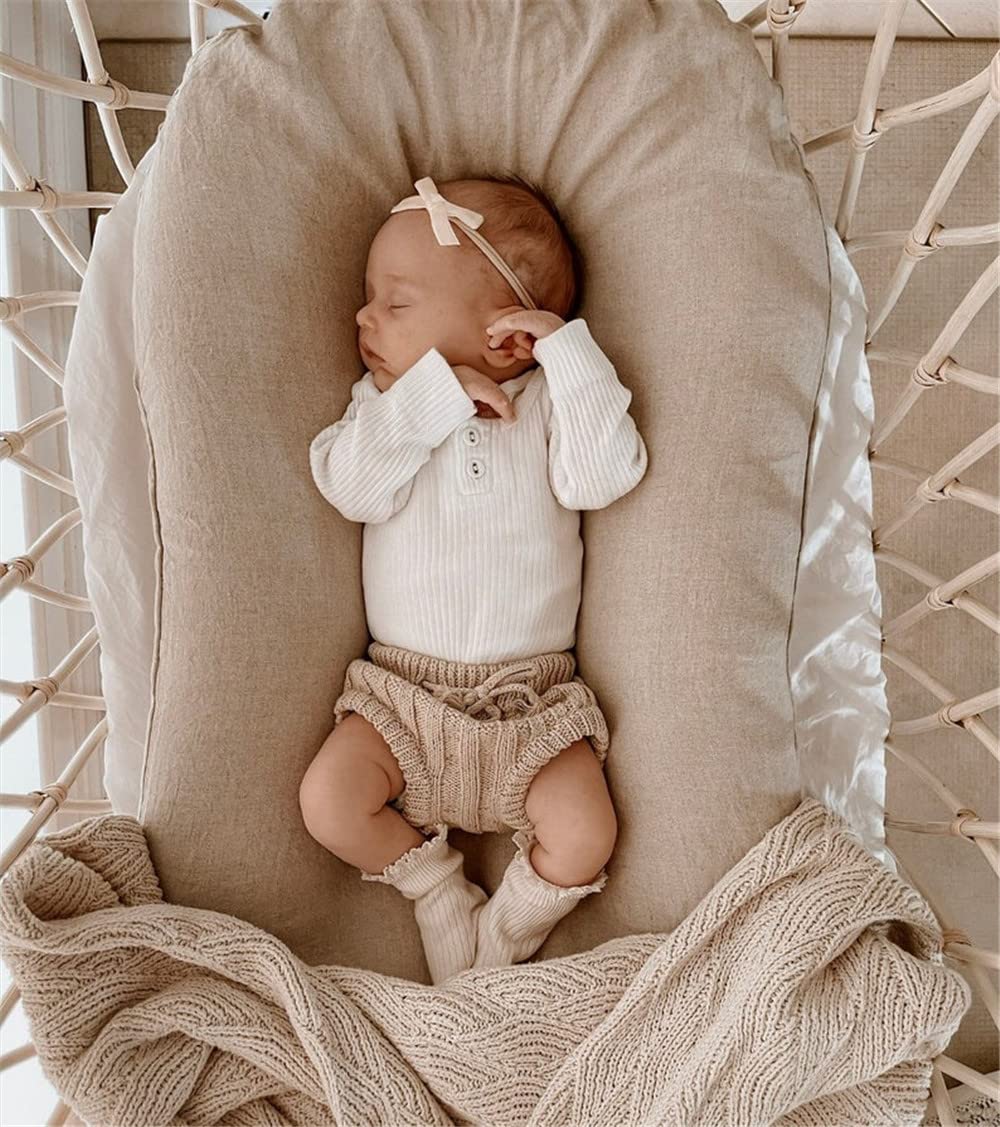 Sugarmelon velvet bow headband makes a thoughtful baby gift for any celebration.