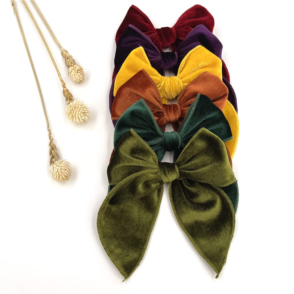 Sugarmelon Velvet Fable Bow clip in pink adds versatile style for teen outfits.