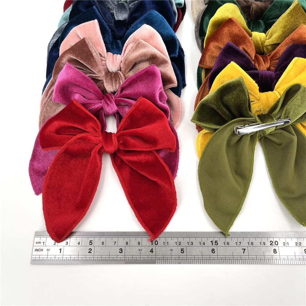 Sugarmelon Velvet Fable Bow clip in rose offers gentle texture for infants and toddlers.