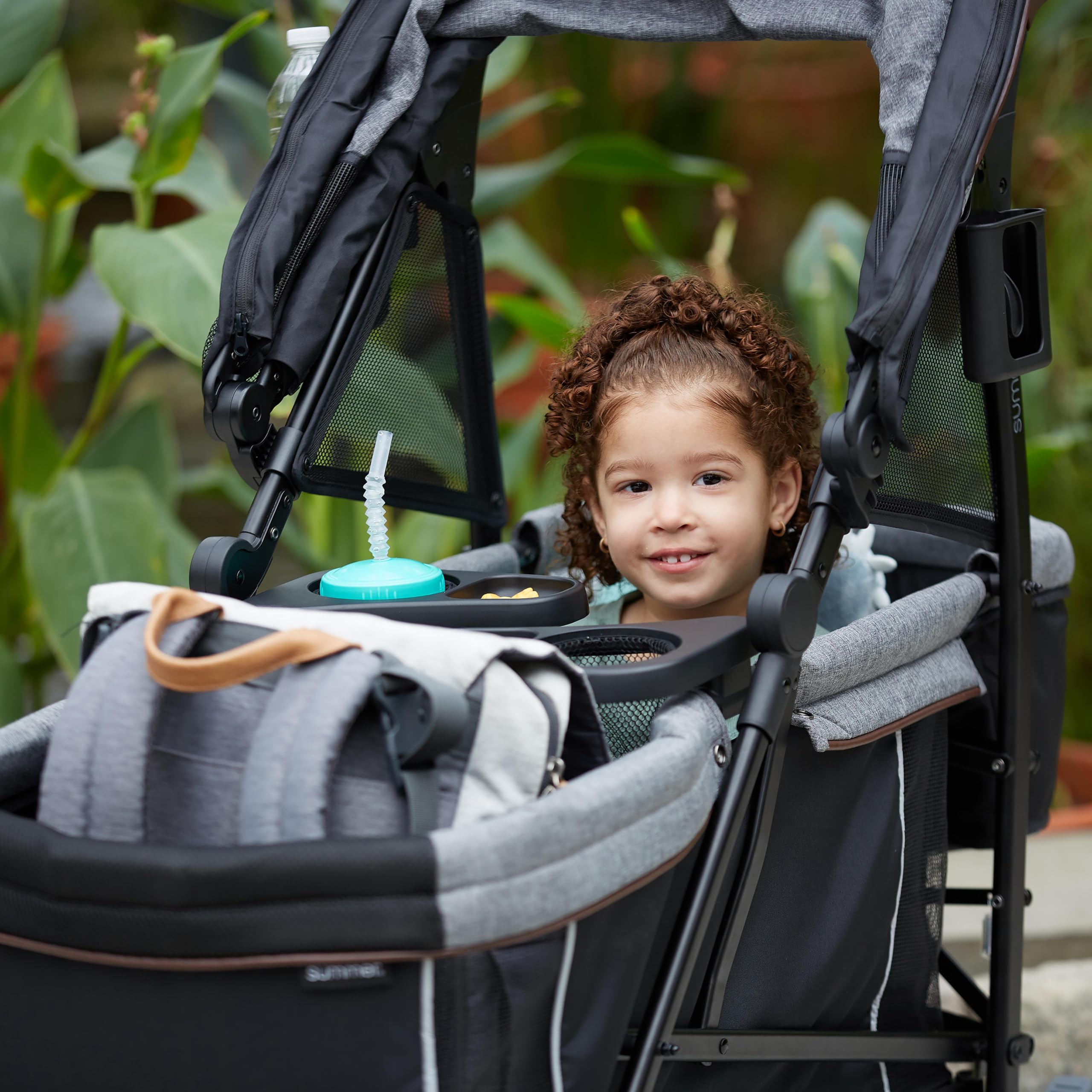 Summer Infant 3Dlite Wagon anti-shock wheels glide over pavement.