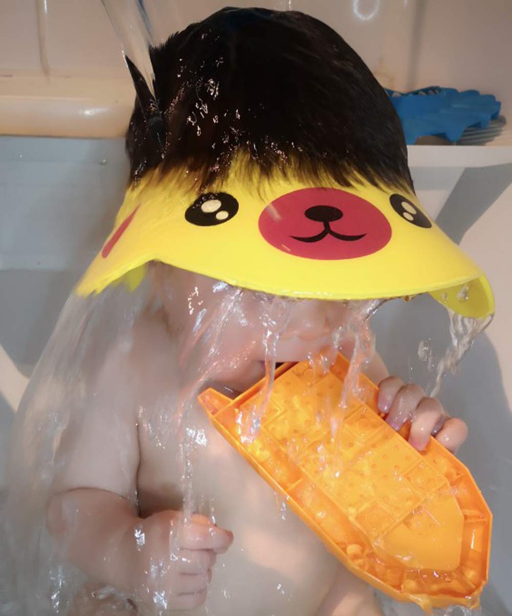SUNTRADE adjustable visor yellow cap provides a comfy bath-time fit.