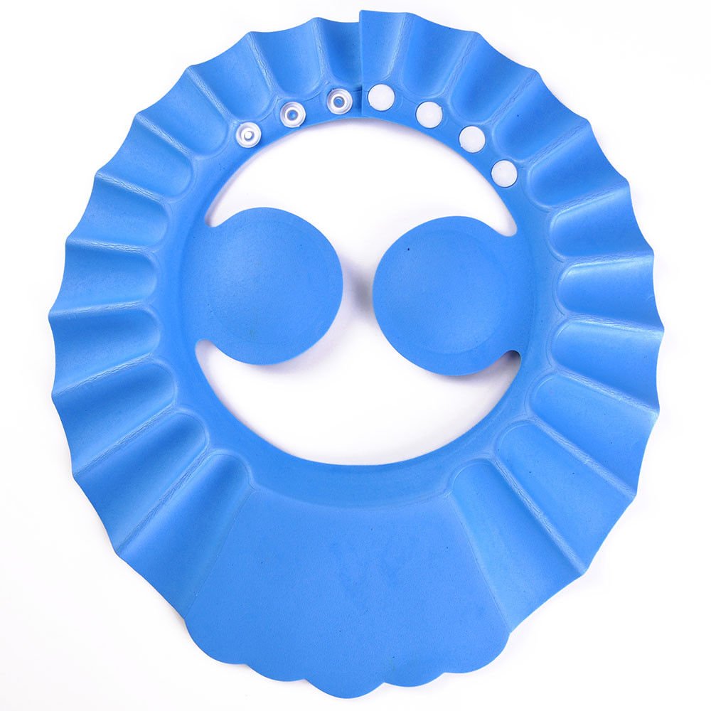 SUNTRADE cute kids bathing hat on toddler: soft shield for a calmer bath time.