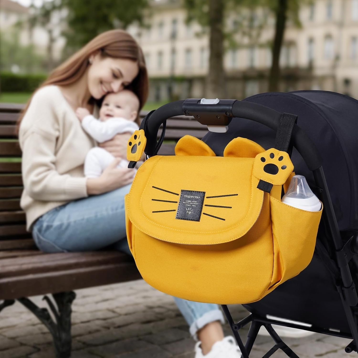 SUNVENO Kitty Stroller Organizer Bag adjustable straps closeup fits most strollers.