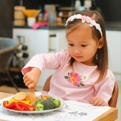 SunZio Kids Silverware Set with four small knives for safe practice cutting.