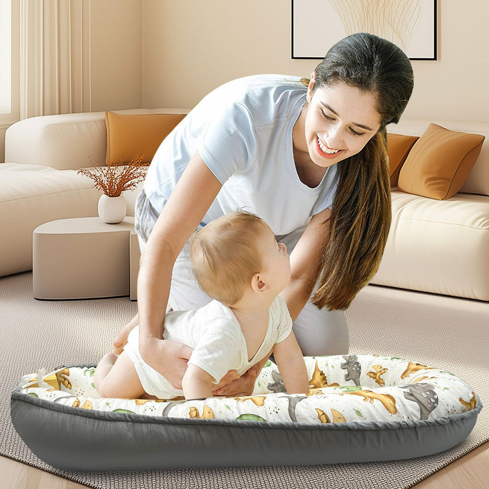 SUPRBIRD Baby Lounger double-sided design offers two looks for nursery mood and versatility.