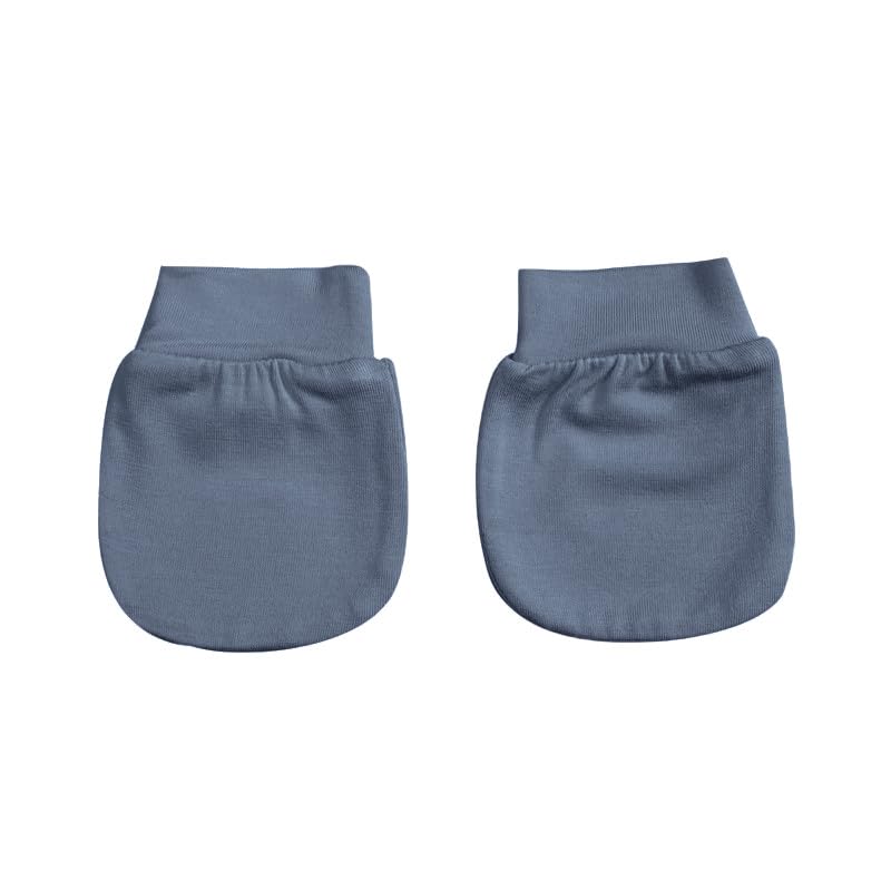 SUZEL gown leg-opening design enables easy diaper changes with secure fit